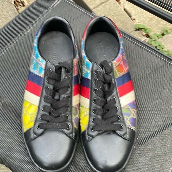 Auth Gucci Mens Hallographic Sneakers size 9 - Picture 1 of 7